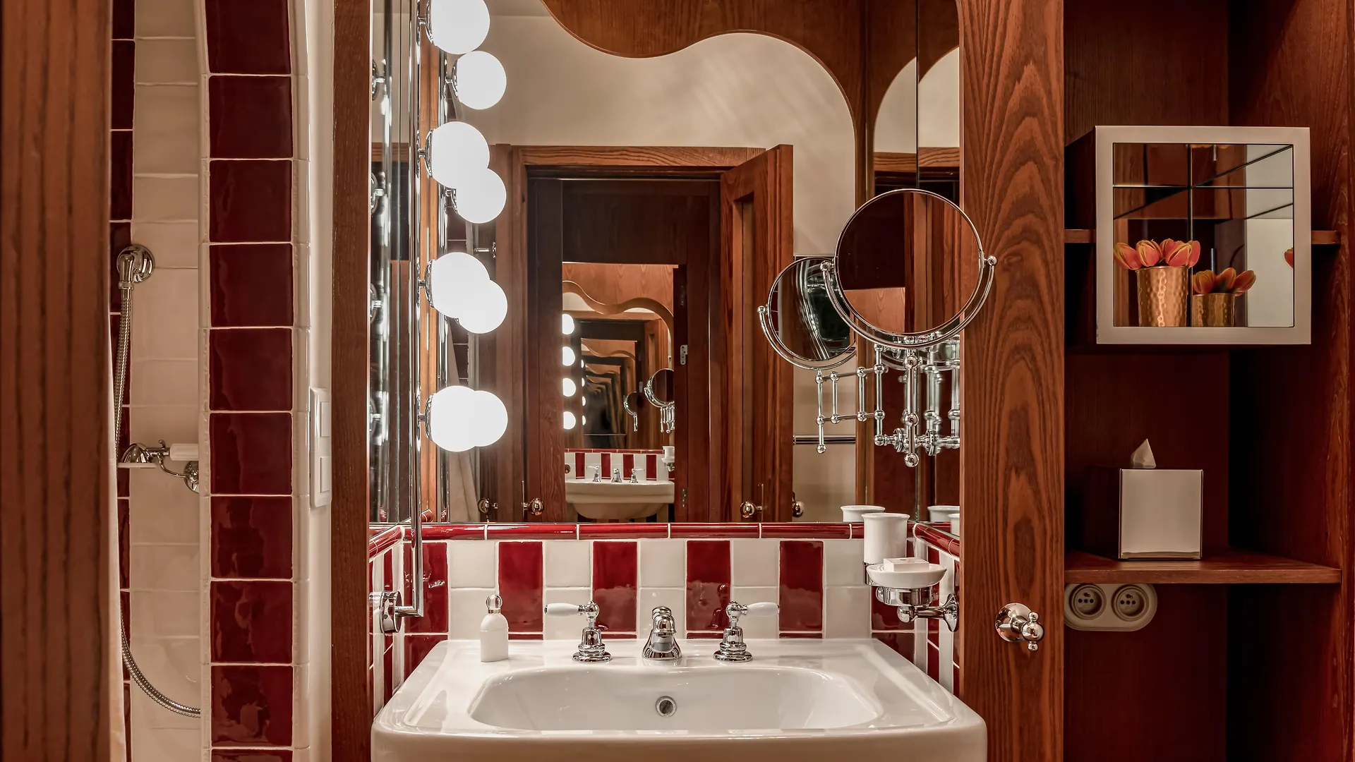 Hotel Chateau Des Fleurs - Champs-elysees