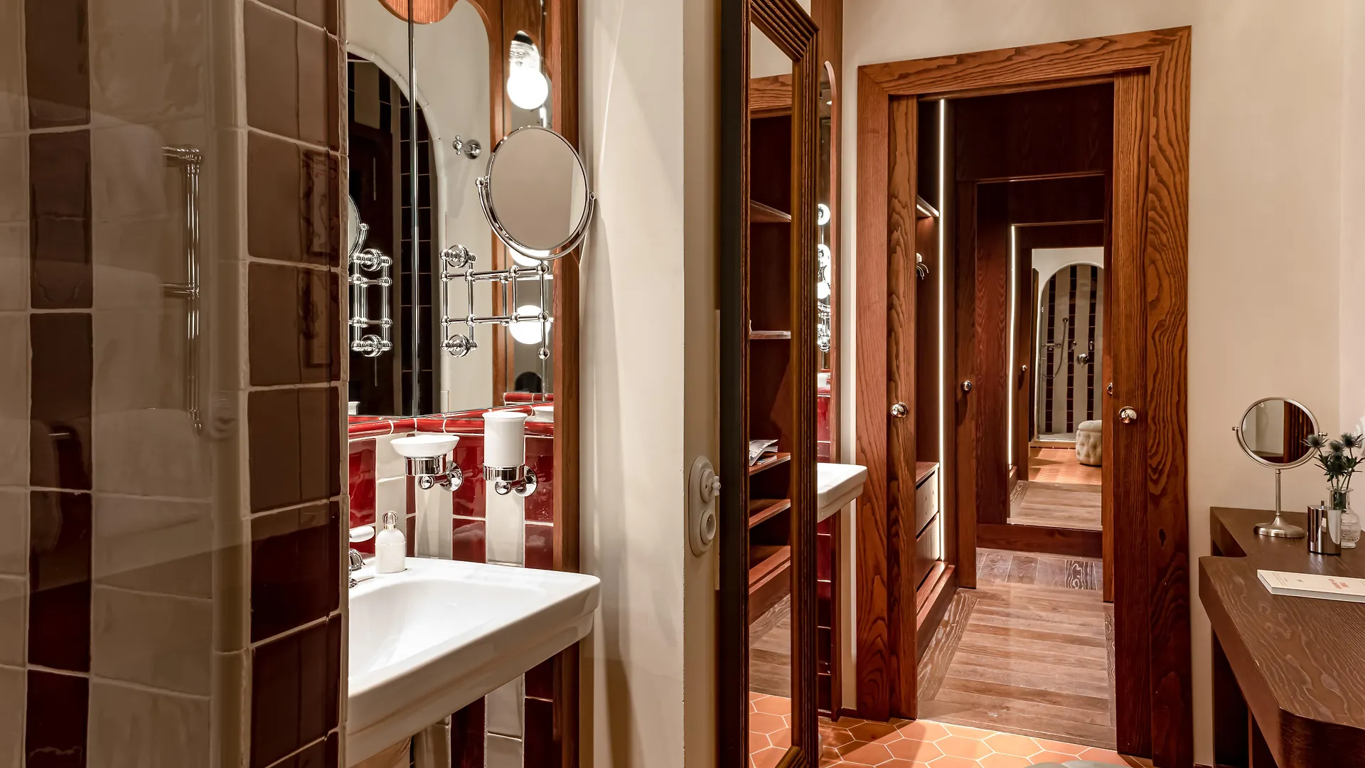 Hotel Chateau Des Fleurs - Champs-elysees 5*