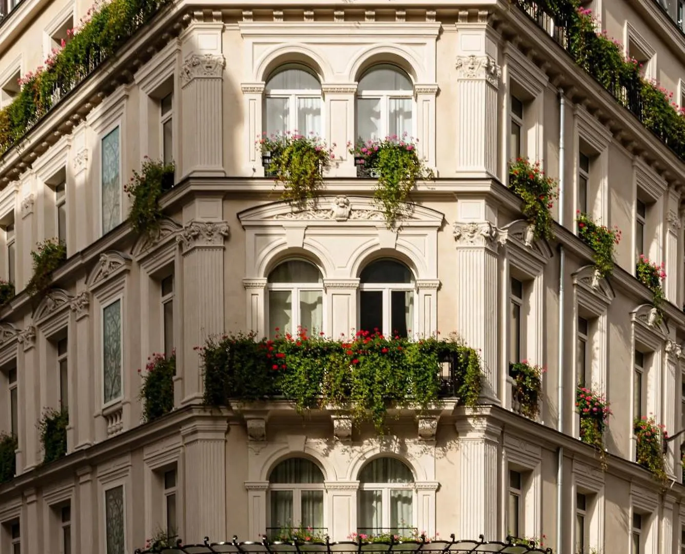 Hotel Chateau Des Fleurs - Champs-elysees