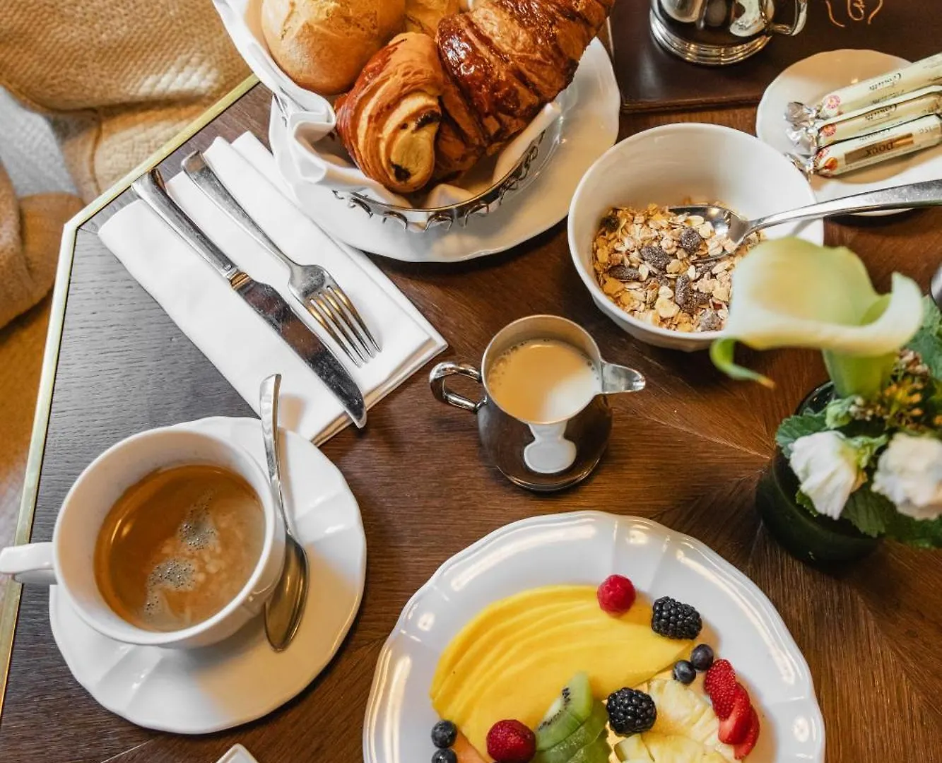 Chateau Des Fleurs - Champs-elysees Hotel Paris
