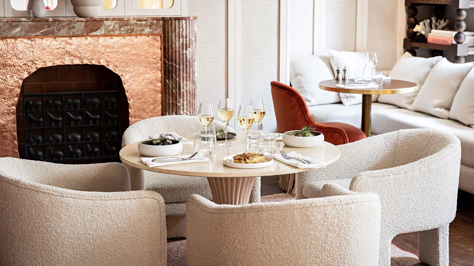 Chateau Des Fleurs Hotel 5*