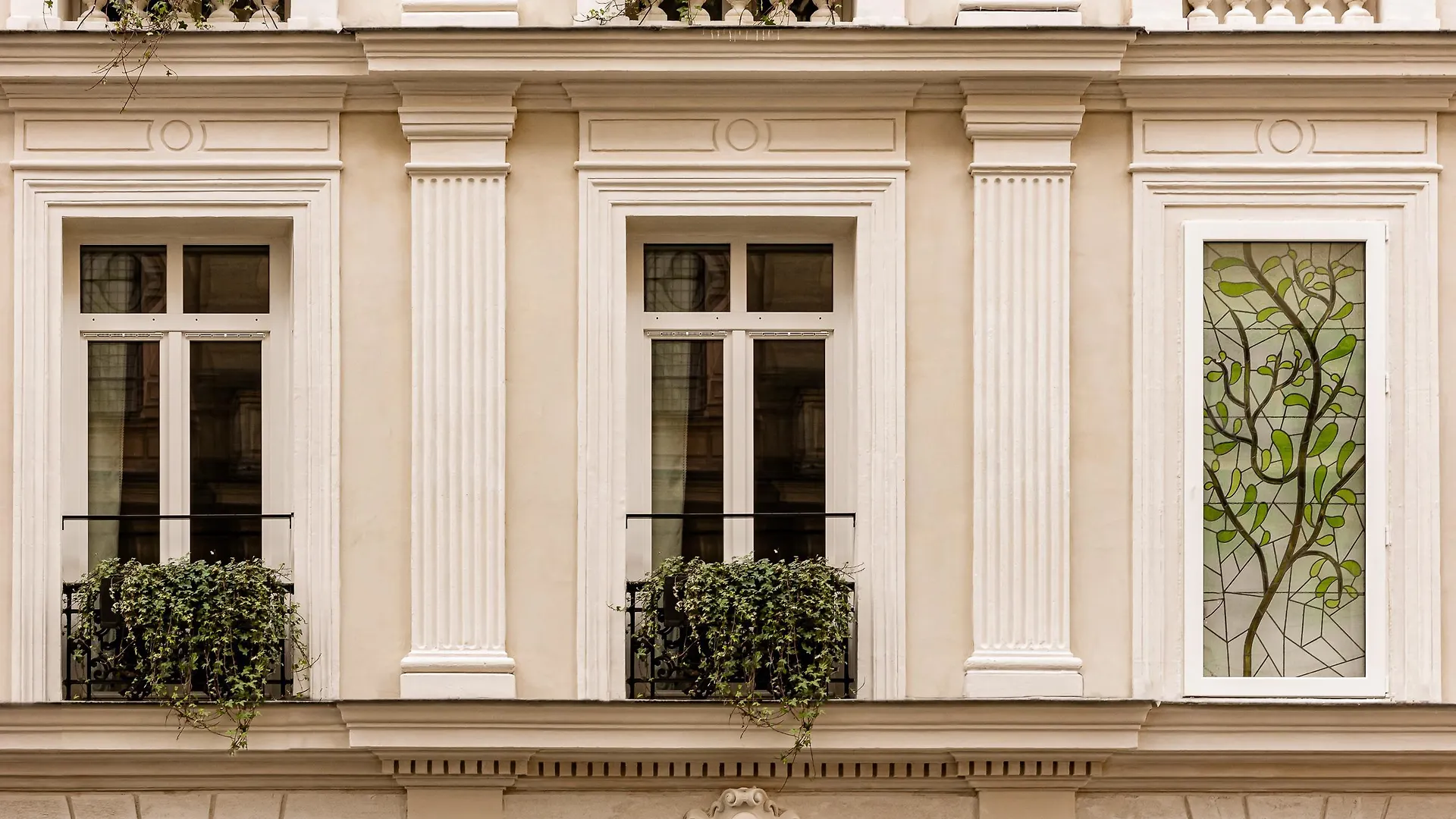 Hotel Chateau Des Fleurs - Champs-elysees